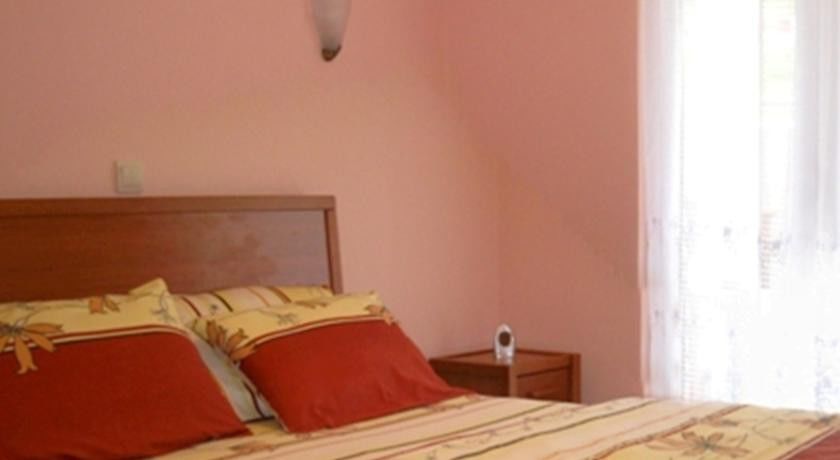 Perper Hotel Донья Ластва Екстер'єр фото